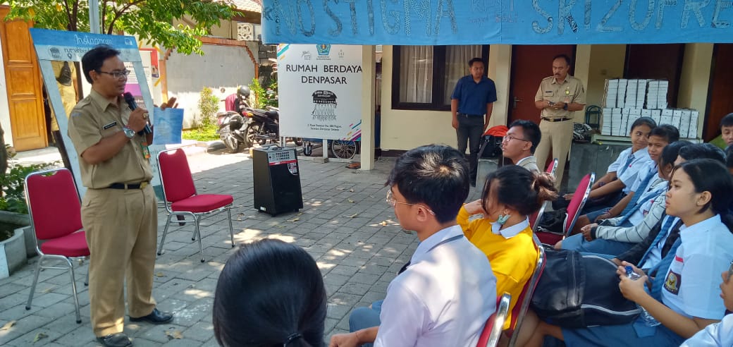 Sosialisasi Rumah Berdaya kepada SMA negeri 2 Denpasar.