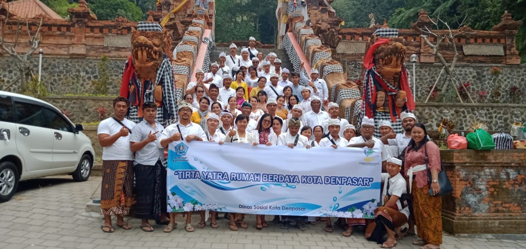 Tirta yatra & melukat ke Pura Teratai Bang bersama ODS & DINAS SOSIAL KOTA DENPASAR