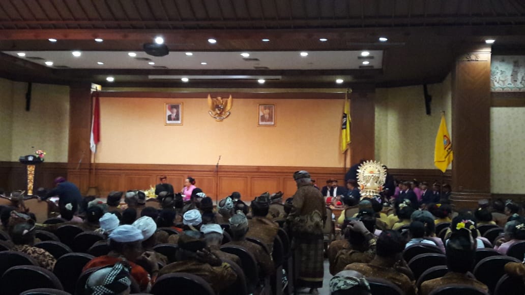 PWRI Kota Denpasar menghadiri undangan HUT PWRI Provinsi Bali bertempat di Puspem Badung