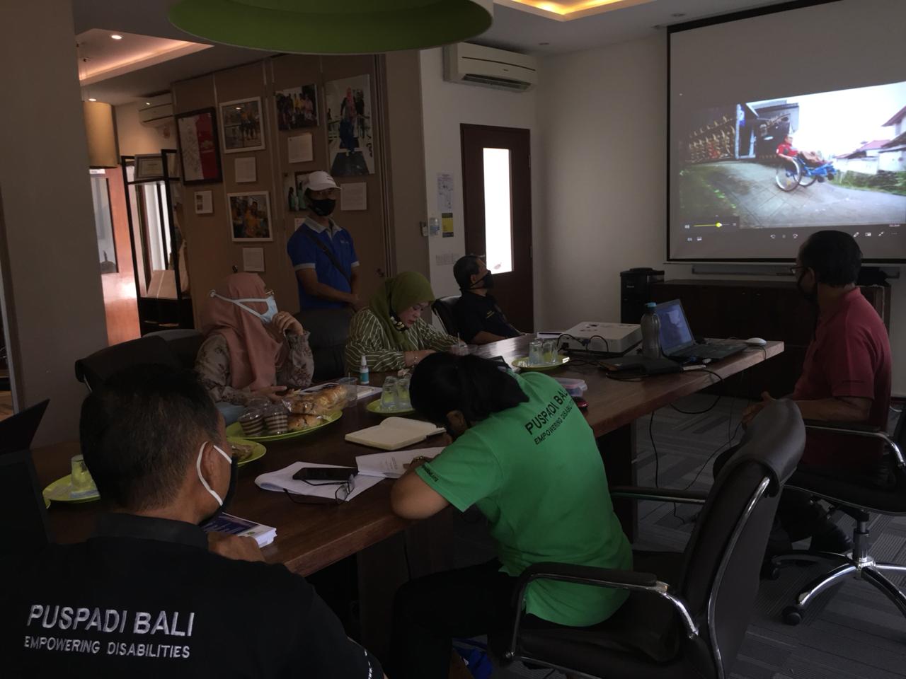Mendampingi Tim Visitasi Kemensos RI terkait akreditasi yayasan Puspadi, Bunga Bali dan Yayasan Pedu