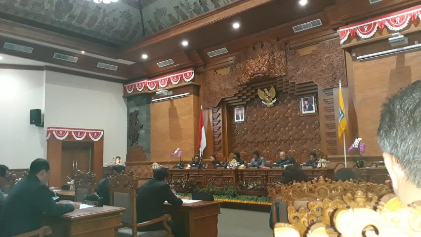 Sidang Paripurna DPRD 