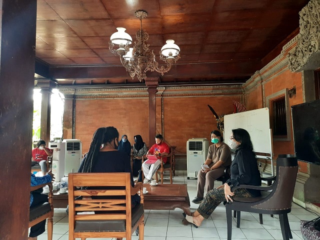 Menerima Audiensi dari Sahabat Netra dan Anak-Anak Down Syndrom