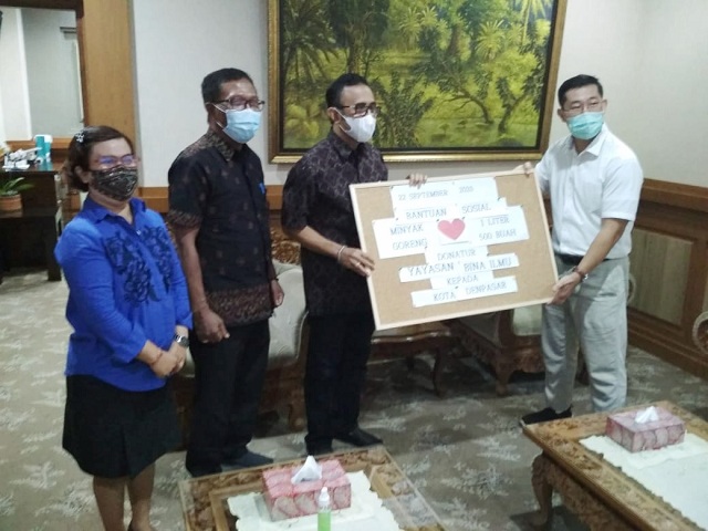 Penyerahan Bantuan dari Yayasan Bina Ilmu Korea