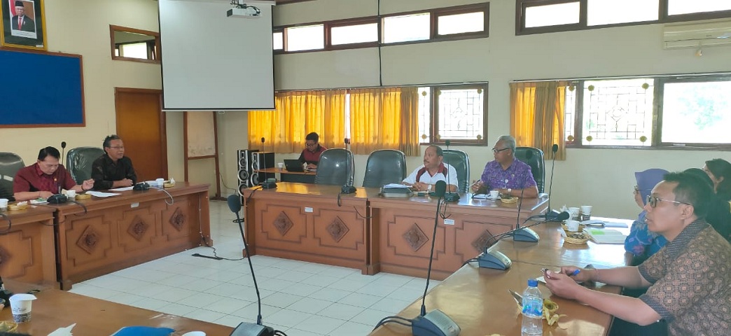 Singkronisasi Data PBI Daerah (KIS KBS) di Dinas Provinsi Bali