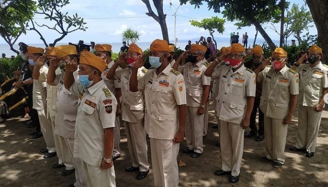 Upacara Militer IB Nyoman Mandi